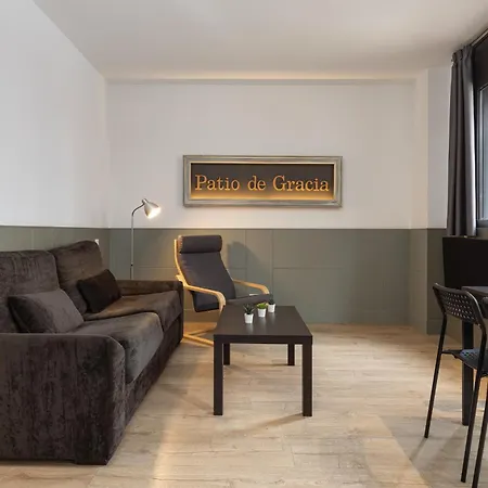 Enjoybcn Patio De Gala Apartment *