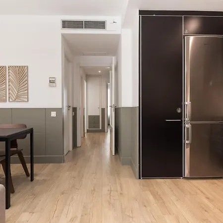 Enjoybcn Patio De Gala Apartment Barcelona